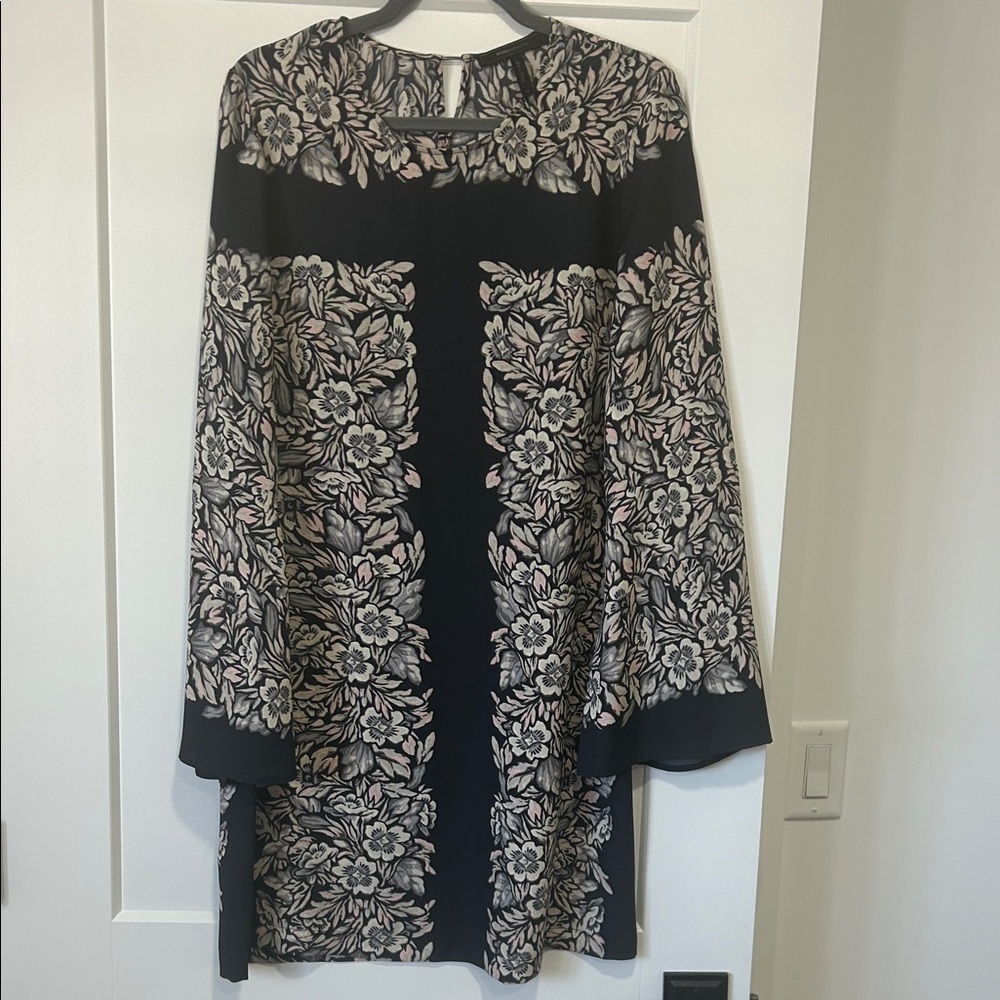 BCBG floral Navy and Pink Long Sleeve shift Dress medium